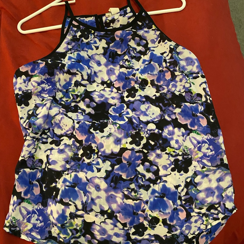 Like new floral tank top